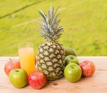 Сельдерей-яблоко-ананас