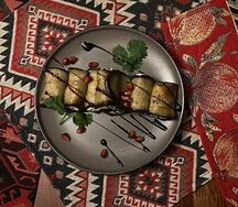 Рулетики из баклажанов