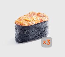 Гункан Лосось спайси