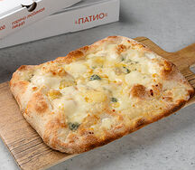 Пиццетта Кватро Формаджи