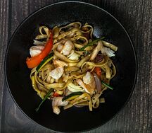 Удон с креветками