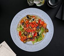 Теплый с баклажанами