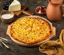 Пирог с картофелем и сыром сулугуни