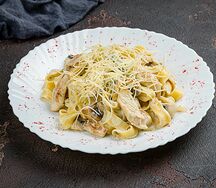 Феттуччине с курицей