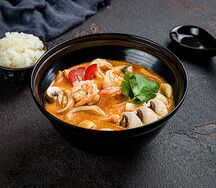 Том ям с креветками