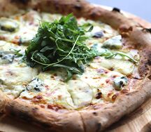 Груша и горгонзола