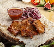 Шашлык из cвинoй шейки