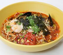 Рамен томатный терияки соус с морепродуктами