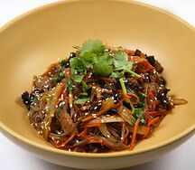 Бататовая лапша с говядиной