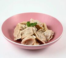 Традиционные китайские пельмени с сельдереем