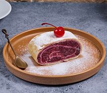 Вишневый штрудель