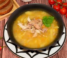 Суп гороховый с копченой колбасой
