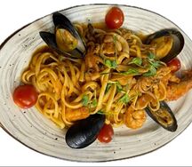 Лингвини с морепродуктами биск