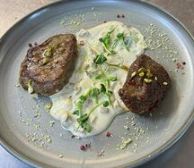 Филе говядины с белыми грибами