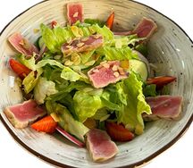 Салат с тунцом