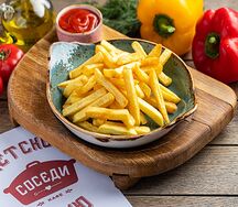 Картофель фри с кетчупом