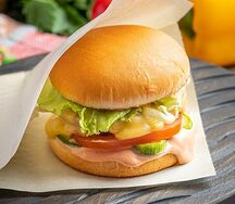 Детский бургер с куриной котлетой