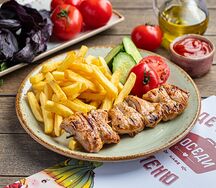 Куриный шашлычок с гарниром