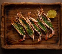 Лангустины с пряным маслом