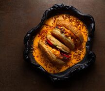 Чизбургер с говядиной в картофельной булочке