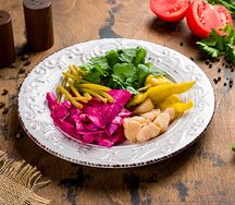 Ассорти домашних солений