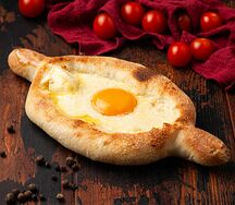 Хачапури по-аджарски