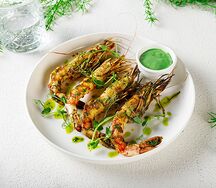 Лангустины с соусом васаби