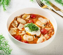 Кальмар в сливочно-томатном соусе с копчёной сметаной