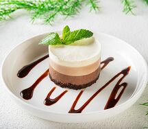 Три шоколада