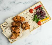 Домашний шашлык из свинины на кеци