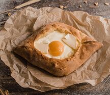 Хачапури по-аджарски