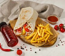 Комбо с шаурмой в пите арабской