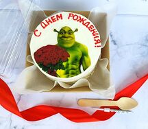 Бенто-торт с букетом красных роз