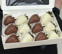 12 клубник в шоколаде №9