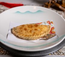 Пирожок с курицей