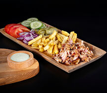 Комбо-шаурма на тарелке