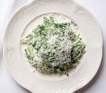 Шпинат, чеснок, пармезан