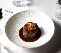 Филе-миньон, трюфель, фуа-гра