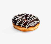 Донат с шоколадом