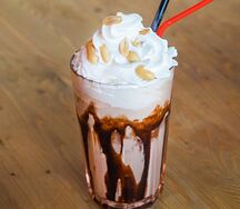 Милкшейк Сникерс