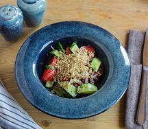 Салат по-грузински с орехами