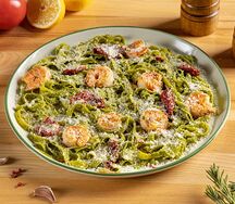 Шпинатная паста с креветками