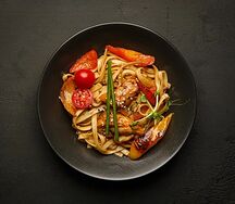 Удон с курицей