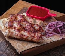 Люля-кебаб из свинины и телятины