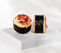 С семгой и кимчи