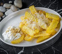 Картофель фри с пармезаном и трюфелем