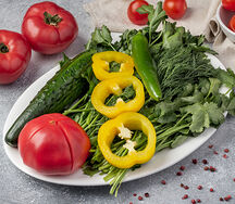 Сезонные овощи с ароматной зеленью