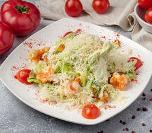 Салат Цезарь с креветками