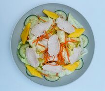 Салат с курицей 