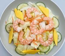 Салат с креветками